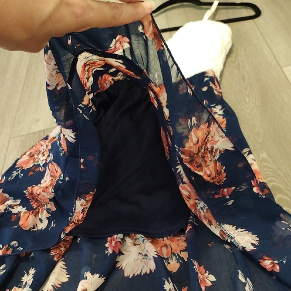 AUW High Low Dress With Floral Pattern - Picture 4 of 17